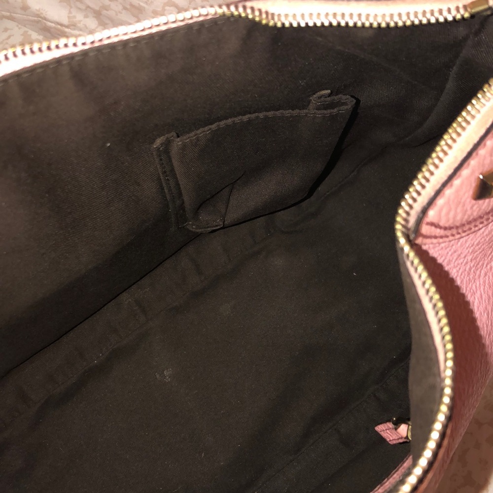 Authentic Gucci Pink Peddle Leather w/ Bamboo - Picture 8 of 15